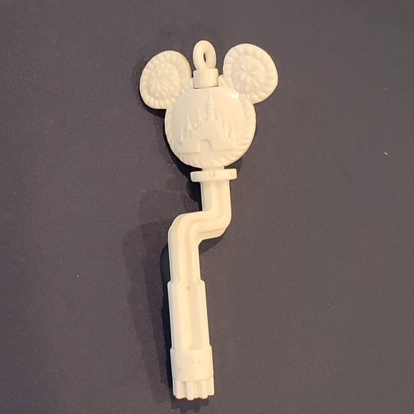 Disney Magic Kingdom Playset by Hasbro - Picture 7 of 16